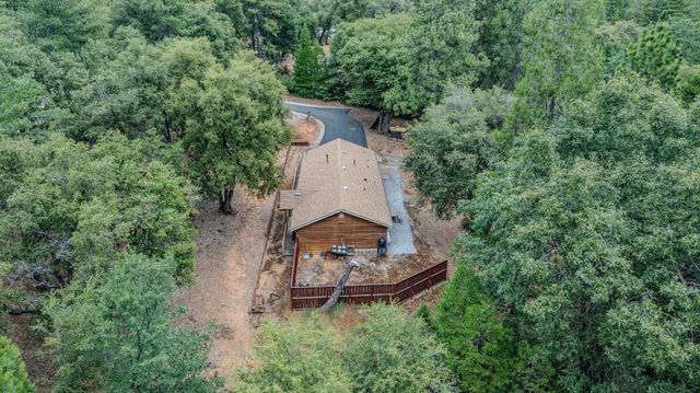 13050 Mount Zion Rd, Pine Grove, CA 95665