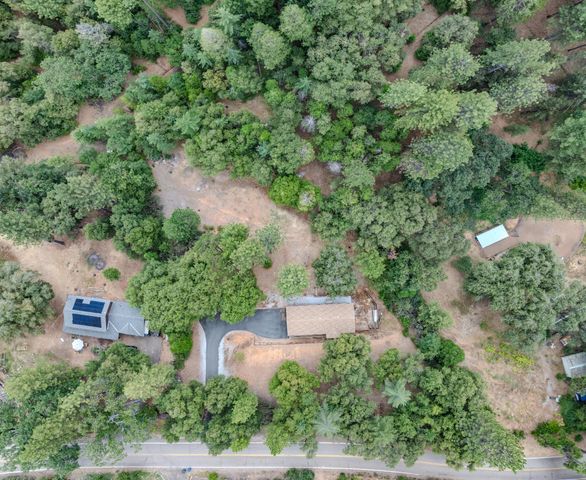 13050 Mount Zion Rd, Pine Grove, CA 95665