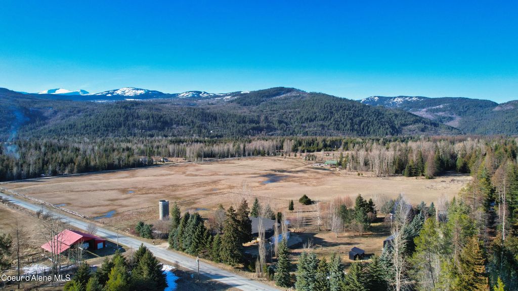 2151 Highland Flats Rd, Naples, ID 83847 photo 29