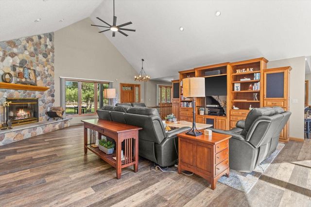 359 Pinehurst DRIVE, Nekoosa, WI 54457
