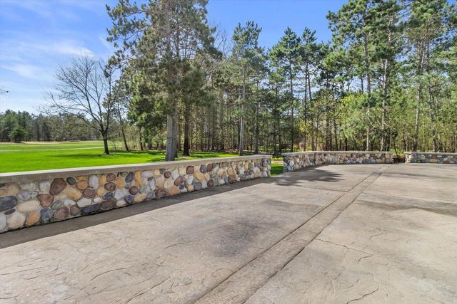 359 Pinehurst DRIVE, Nekoosa, WI 54457