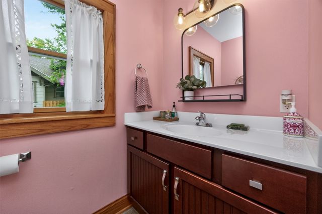 1447 48th Street, Des Moines, IA 50311