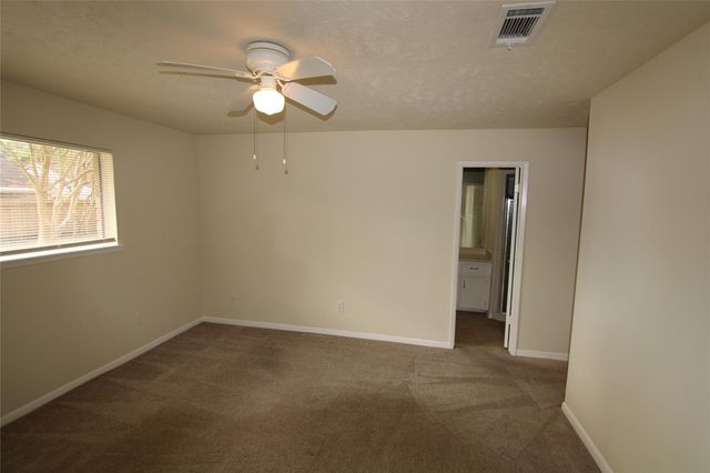 9846 Sagepike Drive, Houston, TX 77089