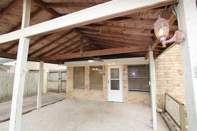 9846 Sagepike Drive, Houston, TX 77089