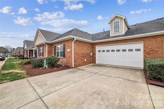 8310 Glacier Drive, Denver, NC 28037