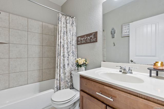 8818 CREAGER CYN, San Antonio, TX 78254