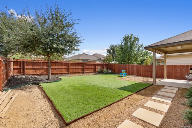 8818 CREAGER CYN, San Antonio, TX 78254
