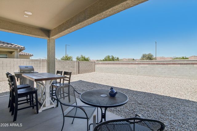 17214 W DAHLIA Drive, Surprise, AZ 85388