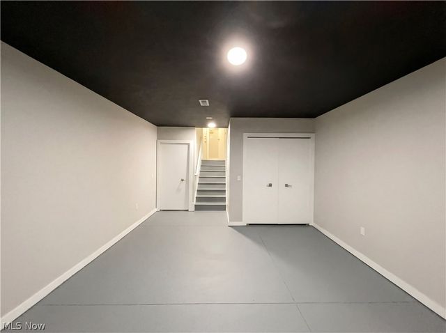 2272 W 5th Street, Cleveland, OH 44113