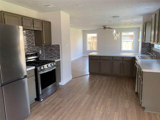 22506 Willow Branch Lane, Tomball, TX 77375