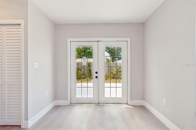 3912 W PINE STREET, Tampa, FL 33607