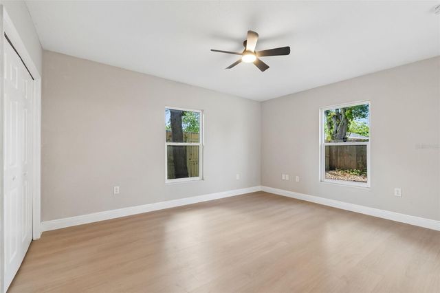 3912 W PINE STREET, Tampa, FL 33607