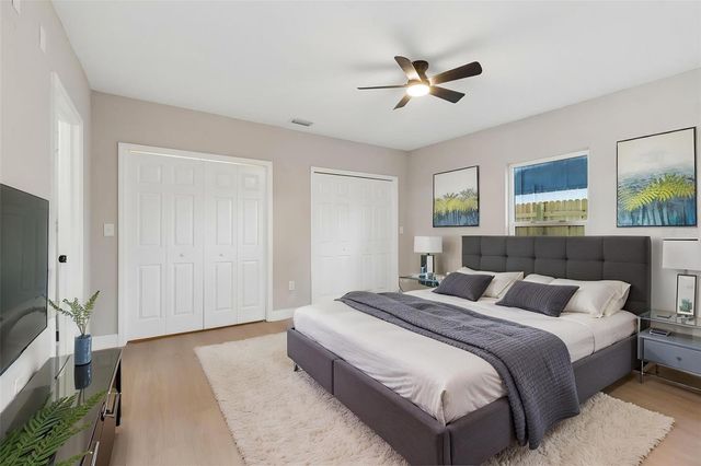 3912 W PINE STREET, Tampa, FL 33607