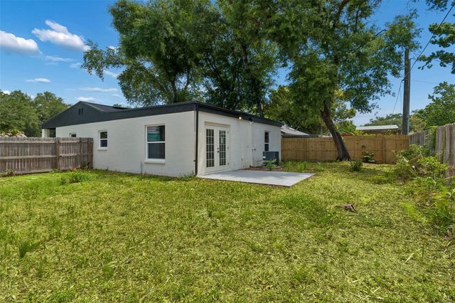3912 W PINE STREET, Tampa, FL 33607
