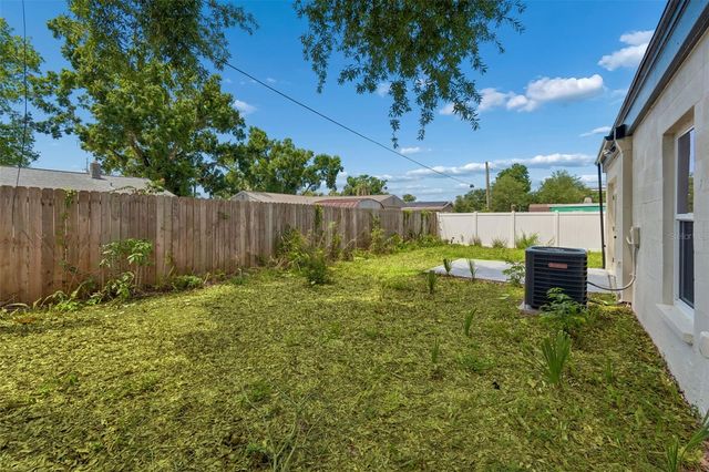 3912 W PINE STREET, Tampa, FL 33607