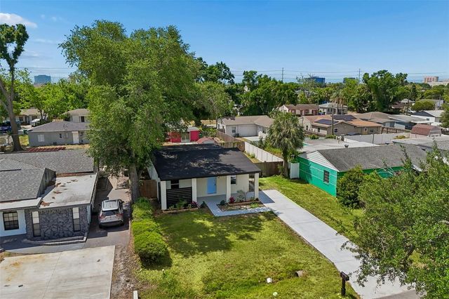 3912 W PINE STREET, Tampa, FL 33607