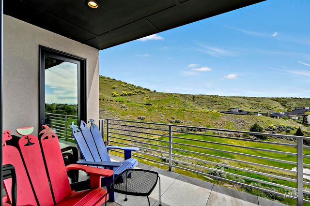 1281 E Chardie Road, Boise, ID 83702