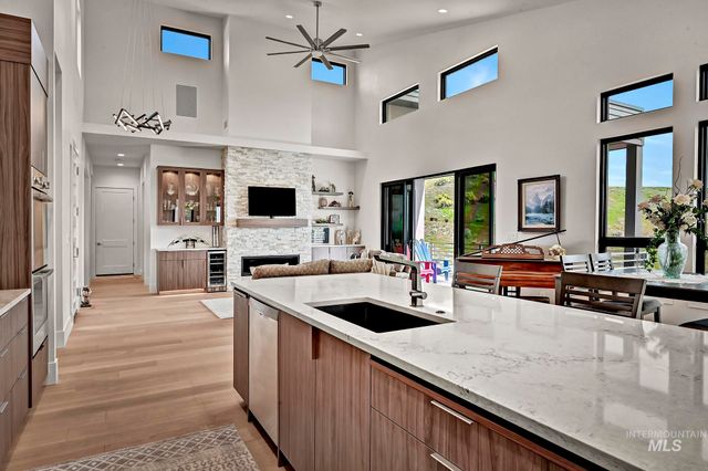 1281 E Chardie Road, Boise, ID 83702