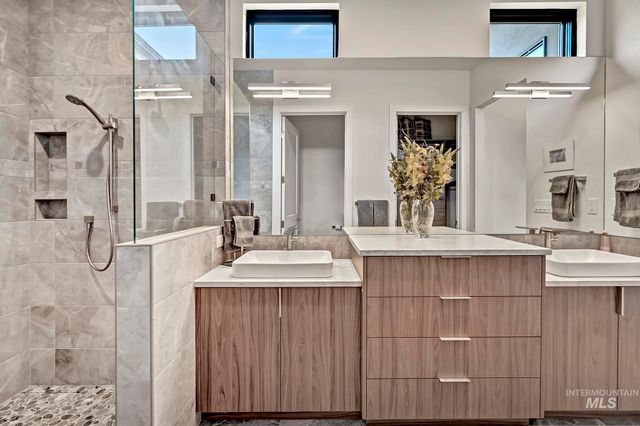 1281 E Chardie Road, Boise, ID 83702