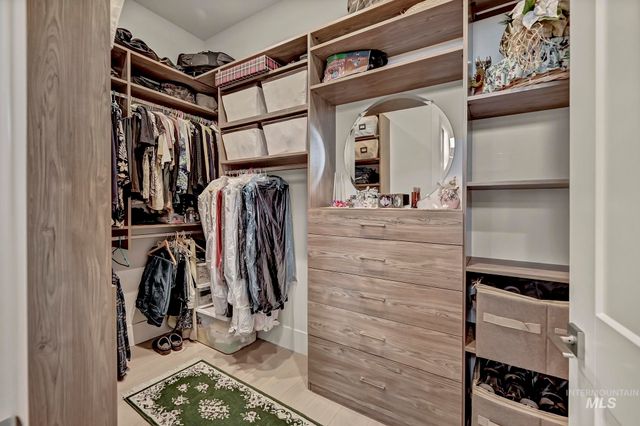 1281 E Chardie Road, Boise, ID 83702