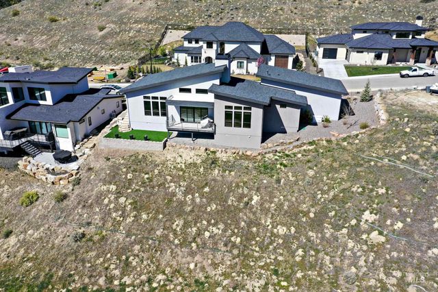 1281 E Chardie Road, Boise, ID 83702