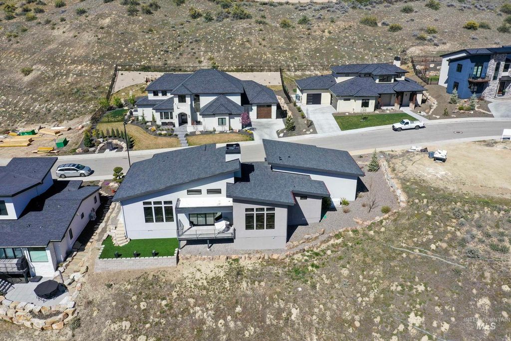 1281 E Chardie Road, Boise, ID 83702