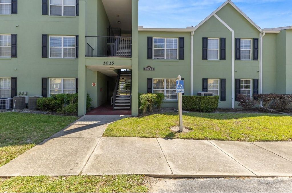 2035 DIXIE BELLE DRIVE 2035M, Orlando, FL 32812