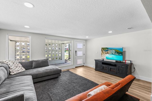 628 ONTARIO AVENUE, Tampa, FL 33606