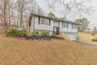 1157 Boy Scout Road, Hixson, TN 37343