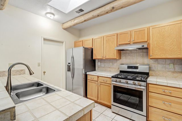 224 Glenridge Park Lane NE, Albuquerque, NM 87123