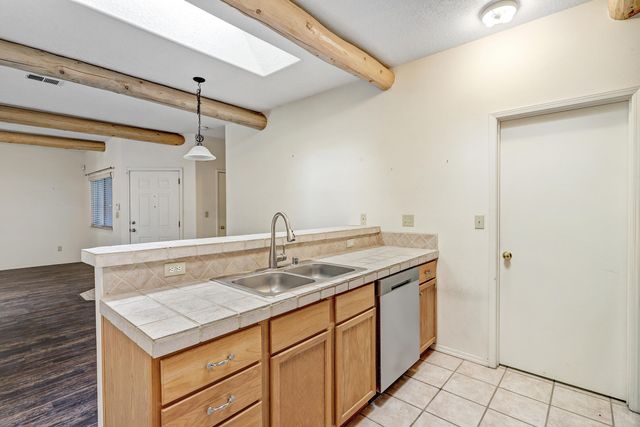 224 Glenridge Park Lane NE, Albuquerque, NM 87123