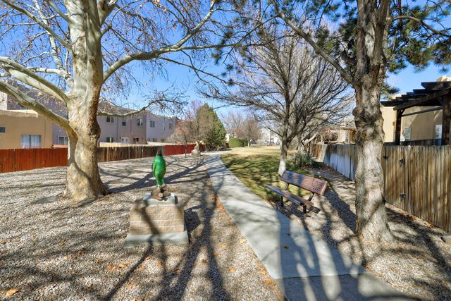 224 Glenridge Park Lane NE, Albuquerque, NM 87123