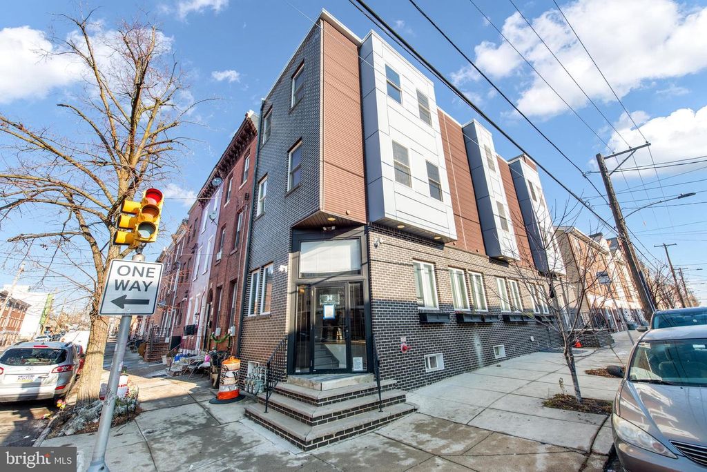 601 N 39TH ST, Philadelphia, PA 19104