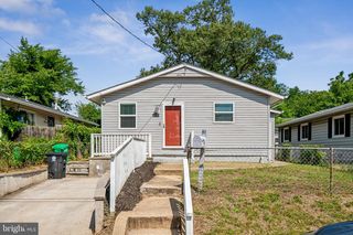 819 CLOVIS AVE, Capitol Heights, MD 20743