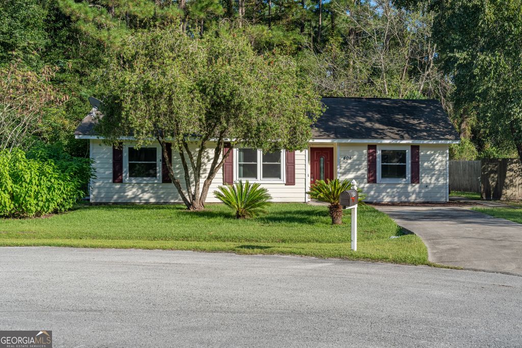 404 Potomac Court, St. Marys, GA 31558