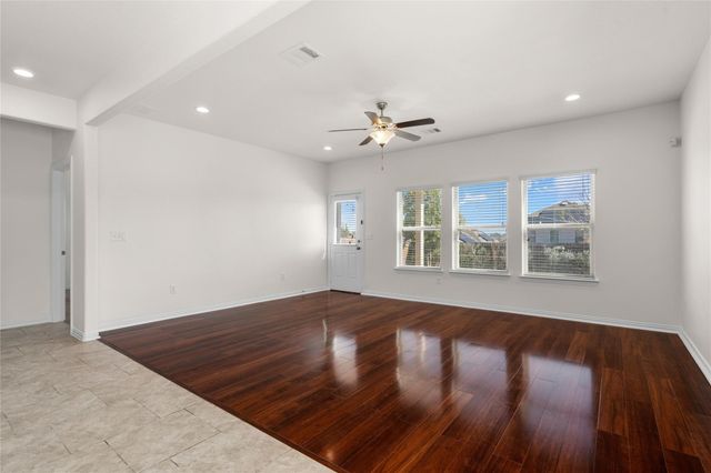 13901 Cantata LN, Pflugerville, TX 78660