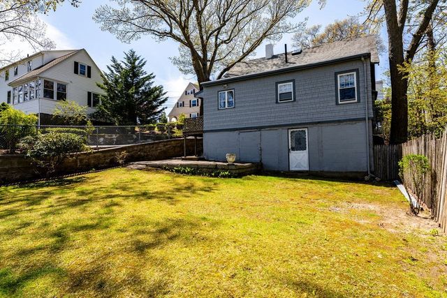 28 Sagamore Ave, Quincy, MA 02171