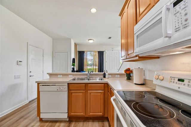 1208 SHALLCROSS AVE, Orlando, FL 32828
