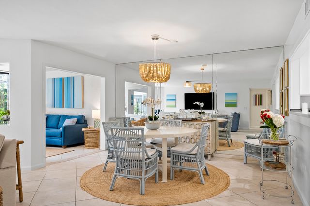 5172 SE Club Way 108, Stuart, FL 34997