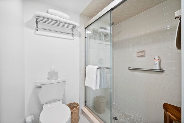 5172 SE Club Way 108, Stuart, FL 34997