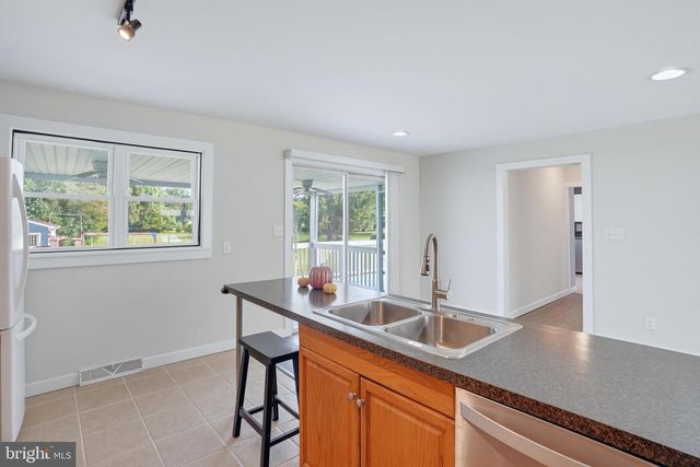 7443 SHAWNEE RD, Milford, DE 19963
