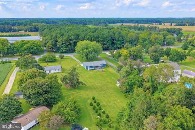 7443 SHAWNEE RD, Milford, DE 19963