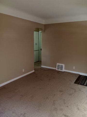 121 N 21st Street N, Battle Creek, MI 49015