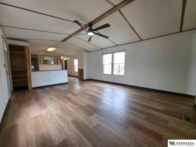 3609 NW Nutwood Court, Lincoln, NE 68521