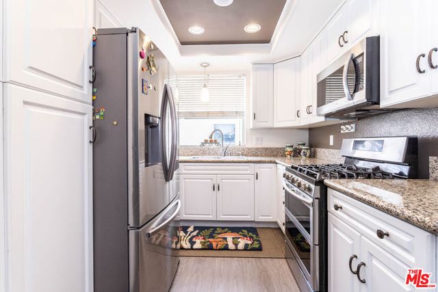 17955 River Circle 1, Canyon Country, CA 91387