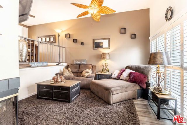 17955 River Circle 1, Canyon Country, CA 91387