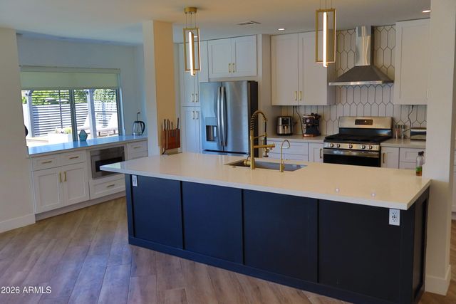 6429 E JEAN Drive, Scottsdale, AZ 85254