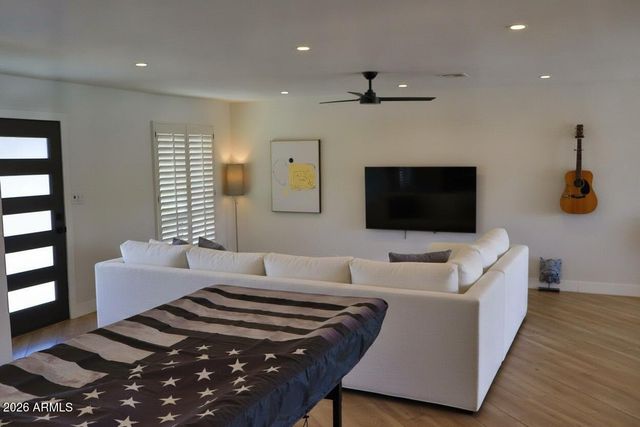 6429 E JEAN Drive, Scottsdale, AZ 85254
