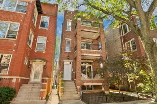 1517 W Ardmore Avenue 2, Chicago, IL 60660