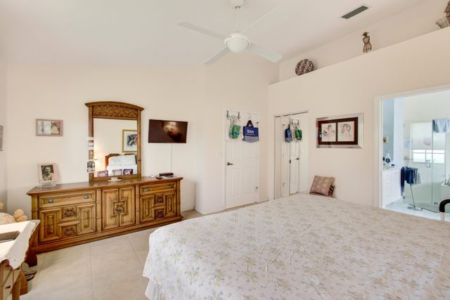 6088 Caladium Road, Delray Beach, FL 33484